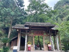 -刘伯温故里景区百丈漈