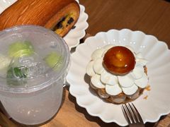 -VERIE BAKEHOUSE