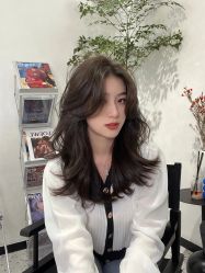 -安蒂护肤造型