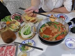 -王奋斗贵州酸汤牛肉火锅