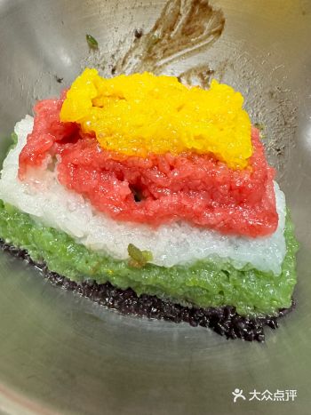 彩虹色的糯米饭，这谁受的了啊