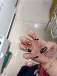 -尤米一站式美甲美睫