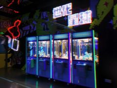 -世代星球·保龄球·镭战真人CS·团建(杨浦店)