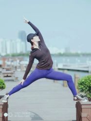-莫纳瑜伽·普拉提