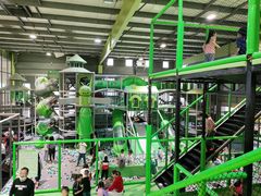 -C7城市运动空间·蹦床·健身·团建