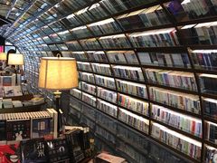 -钟书阁(珍园店)