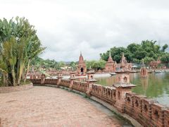 -一寨两国风景区