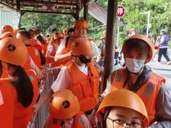 -安吉龙王山峡谷漂流