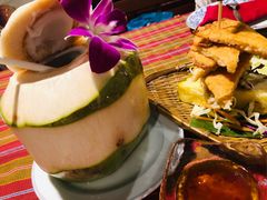 -卷心菜和避孕套餐厅(Pattaya)