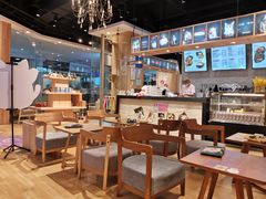 -藏猫猫咖啡主题馆(中央大道店)