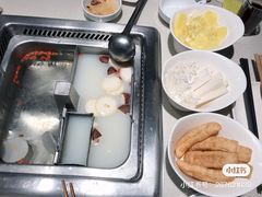 -海底捞火锅鲜切牛肉主题店(长寿路店)