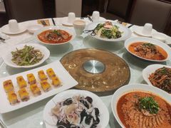 -国人川菜(李家村建东街店)