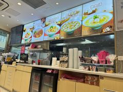 -小杨生煎(金山百联购物中心3楼店)