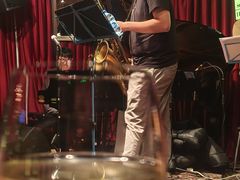 -东岸Cafe 爵士俱乐部