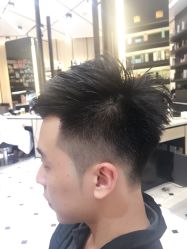 -HAIR CORNER