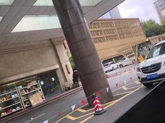 -上海宾馆-停车场