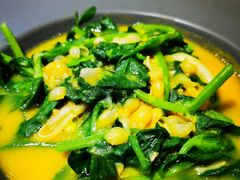 豌豆黄浸豌豆尖-半山腰·云南菜(侨福芳草地店)
