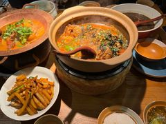 -吃饭皇帝大土家民族菜(正大广场店)
