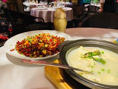 山城辣子鸡-小河盐帮·私家菜·烤鸭(三元桥·霄云路店)