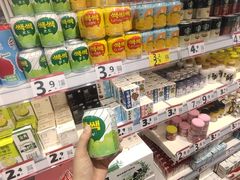 -赵一鸣零食(南京上元大街店)
