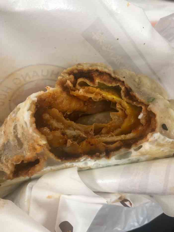 细磨精做放心料传承北京老味道这家姜皇后煎饼位于北新桥地铁站b口右