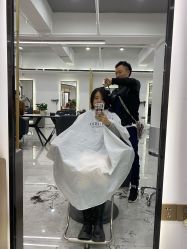 -AB hair salon