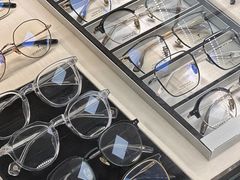 -优视觉视光中心•青少年近视防控(新世界中心写字楼店)