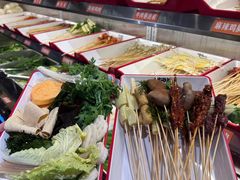 -言玖鲜火锅串串披萨自助(益田假日店)