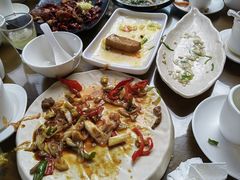 -隔壁老王·家常云南菜(花巷店)