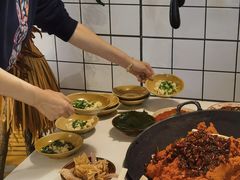 -岗上渣渣老火锅(两路口店)