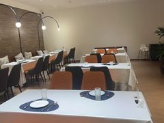 -圣彼得堡观江俄餐厅(中央大街黑金冠店)