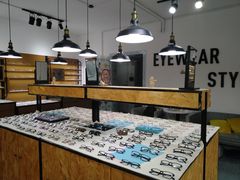 -罗伯特眼镜·蔡司官方授权(罗湖国贸店)