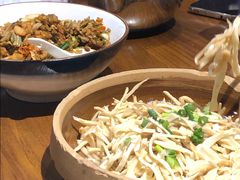 -老长沙湘菜馆(凤凰路店)