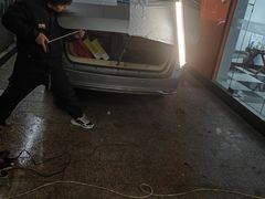 -鲨鱼皮汽车凹陷玻璃修复(静安店)