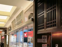 -阿瓦山寨·湘菜现炒·剁椒鱼头王(咸阳总店)
