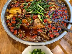 -乡土特色.冷锅鱼.牦牛肉汤锅