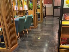 -意卡菲·欢乐聚会餐厅(华侨店)