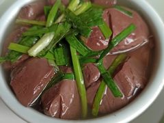 韭菜浸猪红-广州建国酒店-盈丰阁粤菜-粤式茶点