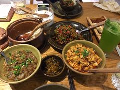 -一坐一忘云南菜(嘉里中心店)