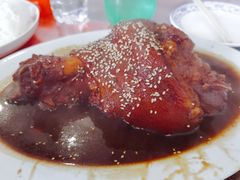 -巷子深菜馆·津门肘子(滨海店)