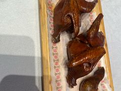 招牌烧鸽子-7号院家宴.烧鸽子(门头沟店)