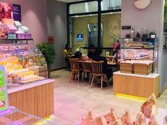 -巴黎贝甜(华堂新辰汇店)