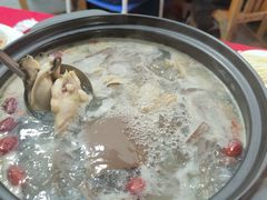 -花苑美食横琴生蚝火锅(拱北粤华路店)