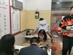 大堂-兄弟砂锅(陆家巷店)