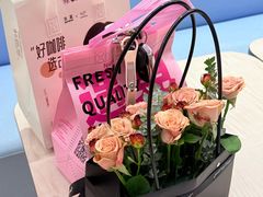 -遇见村上千层蛋糕(杭州东站店)