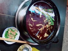 芋儿鸡-石灰市毛记烧鸡公(解放碑店)