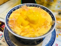 杨枝甘露-广信牛奶甜品世家(台东店)