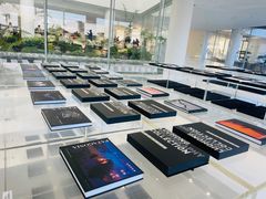 -罗红摄影艺术馆