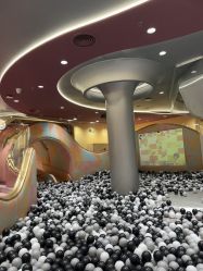 -奈尔宝·国风主题儿童乐园·亲子餐厅(豫园商城店)