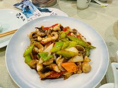 酱八爪鱼-渔娘渔家丹东海鲜(东直门店)